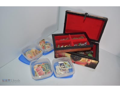 Vintage Estate Jewellery Box With Jewellery/Conten...