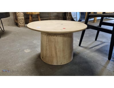 Small Natural timber round pedestal coffee table f...