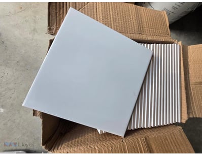 77B 200X200Mm White Tiles
