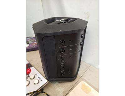 1 x BOSE S1 Pro speaker with charging cord, 2  x  ...