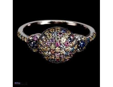 NATURAL DIAMOND CUT FANCY SAPPHIRE RING.      

Na...