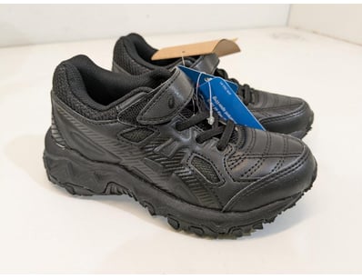 Major Brand Apparel & Footwear Liquidation Even... - Lot 227