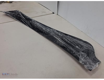 Gloss Black, Rear Boot Spoiler, Approximately 1200...