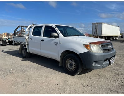 Passenger, Luxury & Commercial Vehicles Auction - Lot 909