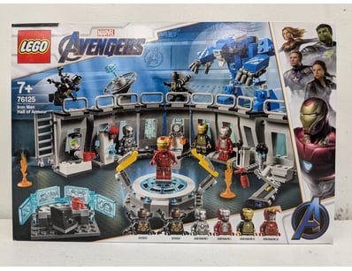 **UNRESERVED** LEGO Marvel Avengers Iron Man Hall ...
