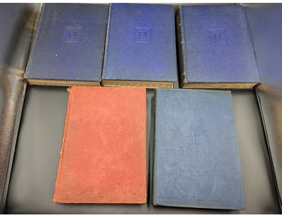 COLLECTION OF FIVE ANTIQUE WONDER BOOKS AND GROCER...