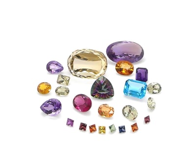 Diamond And Gemstone Market (A999) - Lot 575