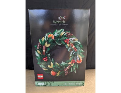 **UNRESERVED** LIFETIME COLLECTION OF LEGO PART... - Lot 344