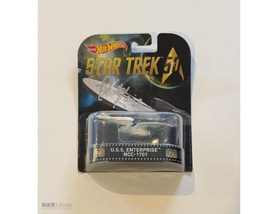 WALTER KOENIG SIGNED STAR TREK FIGURINE 

Walter K...
