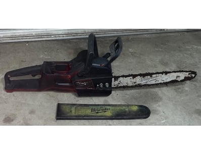 Cordless 18V chainsaw. 1 x Milwaukee M18 FCHS. Ski...