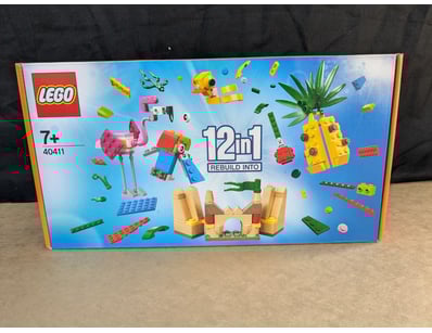 **UNRESERVED** LIFETIME COLLECTION OF LEGO PART... - Lot 360