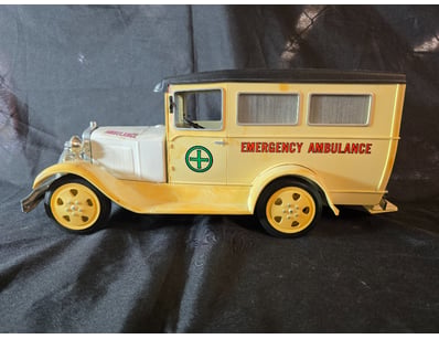 FORD MODEL A EMERGENCY AMBULANCE DIE-CAST REPLICA ...