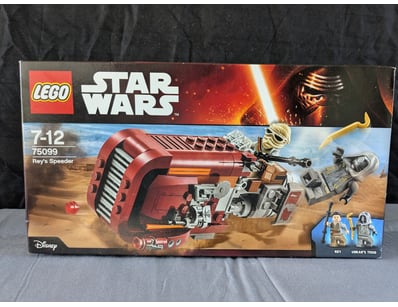 **UNRESERVED** LIFETIME COLLECTION OF LEGO PART... - Lot 154