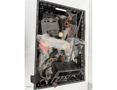 Vintage car heater assembly unit comprising a comp...