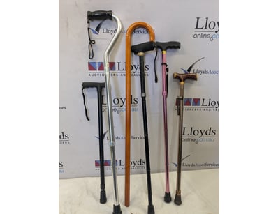UNRESERVED Airport - Lost Property (A980) - Lot 211