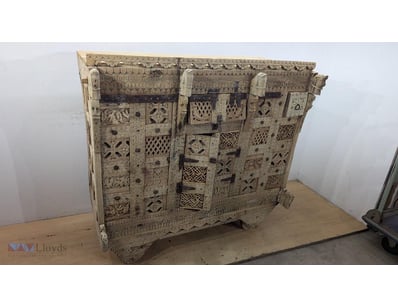 Exceptional antique carved wooden cabinet featurin...