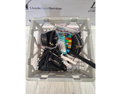 UNRESERVED Airport - Lost Property (A980) - Lot 545