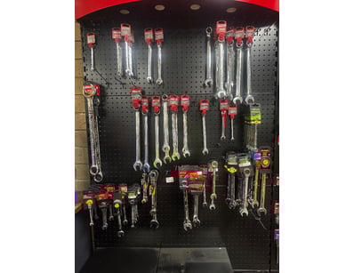 Distribution Business Equipment Liquidation (ON... - Lot 134