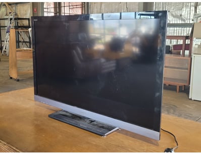 UNRESERVED Warehouse Clearance (NTA988) - Lot 9