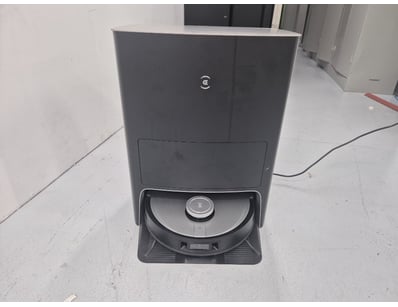 Dyson, Apple & Other Major Brand Reseller Liqui... - Lot 117