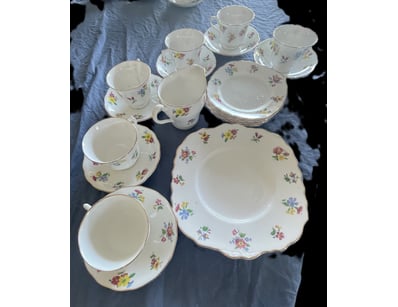 Antiques, Vintage & Interior Treasures (A1006) - Lot 1100