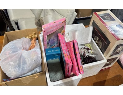 Assorted a lot of dolls and ornaments and wooden j...