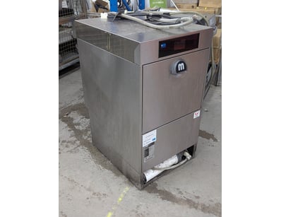 Meiko M-iclean US M2 undercounter dishwasher in st...