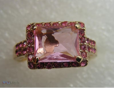 RING SIZE 9        

Condition: Good - Refer Image...