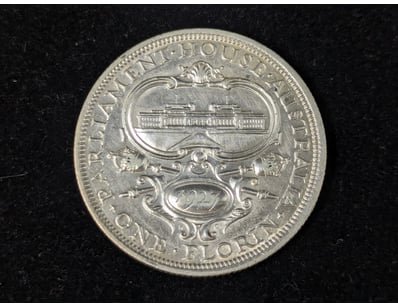 1927 AUSTRALIAN 8 PEARL PARLIAMENT HOUSE FLORIN
...