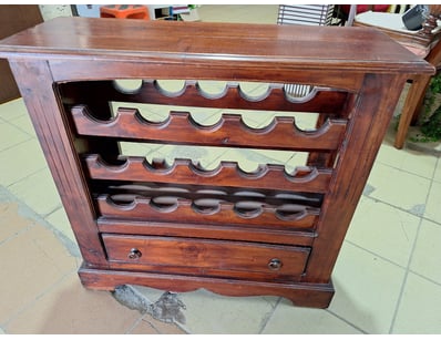 House & Homewares (A91000) - Lot 1893