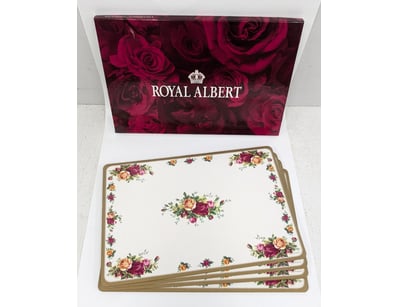 ROYAL ALBERT SET OF 4 DINNER MATS / NAPPERONS

I...