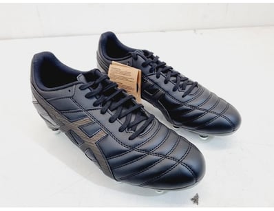 Major Brand Apparel & Footwear Liquidation Even... - Lot 170