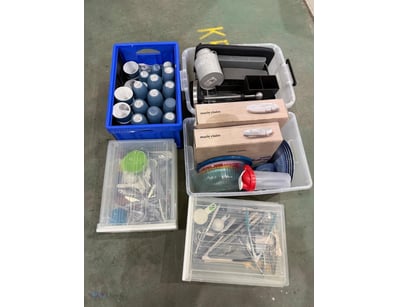 Comprehensive kitchen equipment and tableware coll...