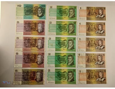 Collection Of Australian Decimal Banknotes In Mixe...