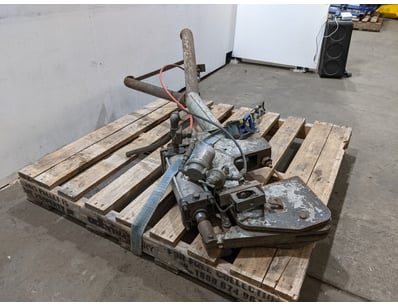 UNRESERVED Logistics Company Workshop Clearance - Lot 15
