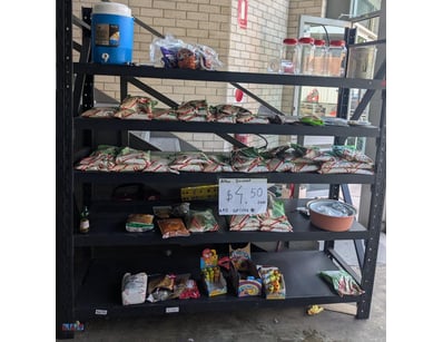 Bulk lot comprising international specialty foods ...