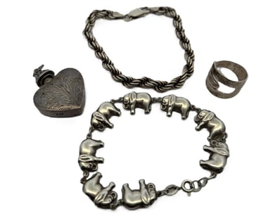 Luxury Pawnbroker Christmas Sale PART 2 (A984) - Lot 560