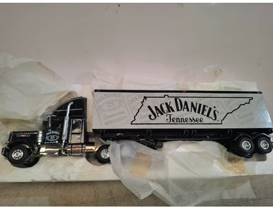 Model Car Mania (A1004) - Lot 236