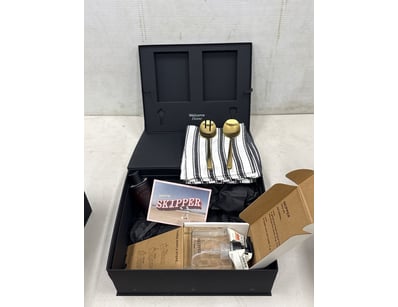 Unclaimed Freight (GCA995) - Lot 374