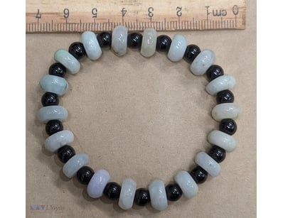 BURMA JADE AND BLACK ONYX STRETCHY ONE SIZE FITS A...