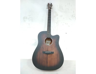 Gadgets, Music & Pastimes (A984) - Lot 253