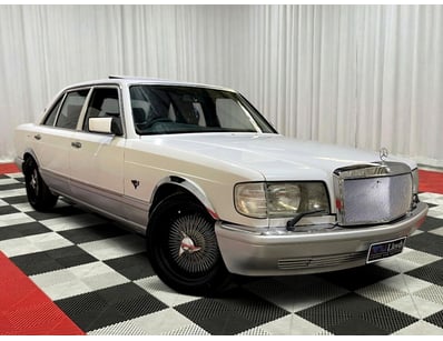 <b>1988 Mercedes-Benz 420SEL (W126) - White - 86,5...