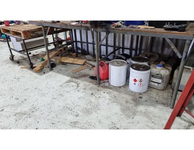 MOSTLY UNRESERVED 4x4 WORKSHOP BUSINESS CLOSURE... - Lot 243