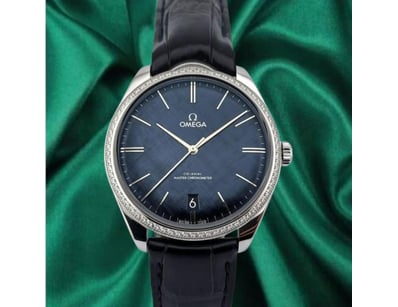 Luxury Watches (A983) - Lot 2575