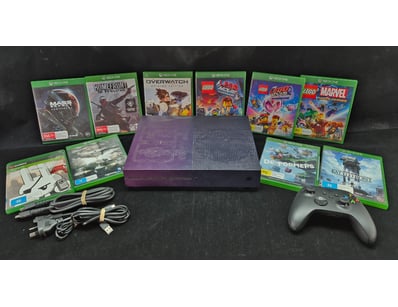 UNRESERVED Trading Cards, Gaming & Collectables ... - Lot 52