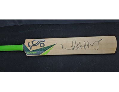 Mancave & Memorabilia (A995) - Lot 704