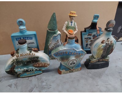 Mancave & Memorabilia (A1007) - Lot 2398