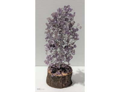 AMETHYST GEMSTONE TREE 

23Cm Tall

Condition: Goo...