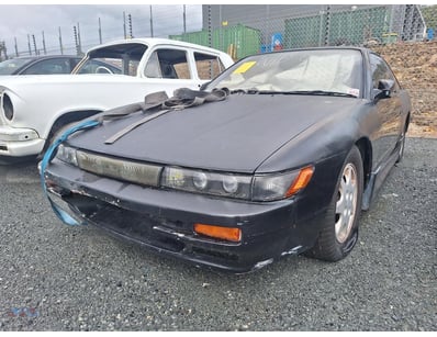 Nissan Silvia

Year: Unsighted 
Make: Nissan 
...