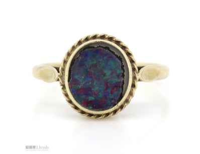10K YELLOW GOLD AND AUSTRALIAN BLACK OPAL, VINTAGE...